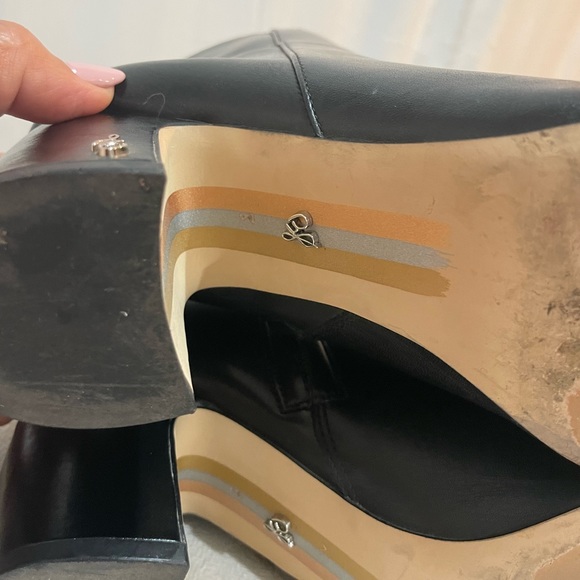 Sam Edelman black leather booties size US 8. Good condition, used gently. - Picture 6 of 10